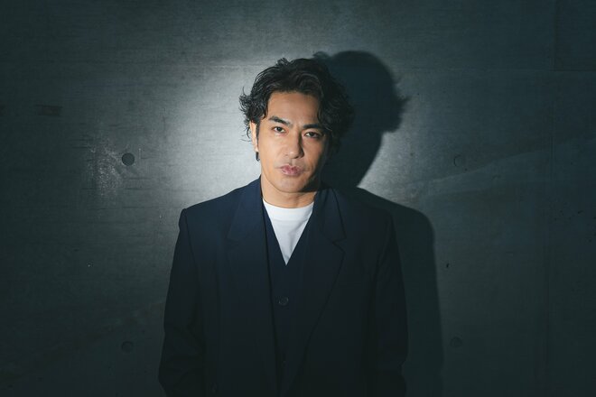 北村一輝　撮影／有坂政晴　ヘアメイク／安井朋美　スタイリスト／Baby mix（1/7）