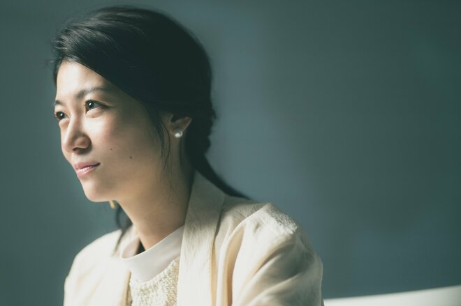 瀧内公美　撮影／冨田望　ヘアメイク／くどう あき　スタイリスト／佐々木 悠介（8/8）