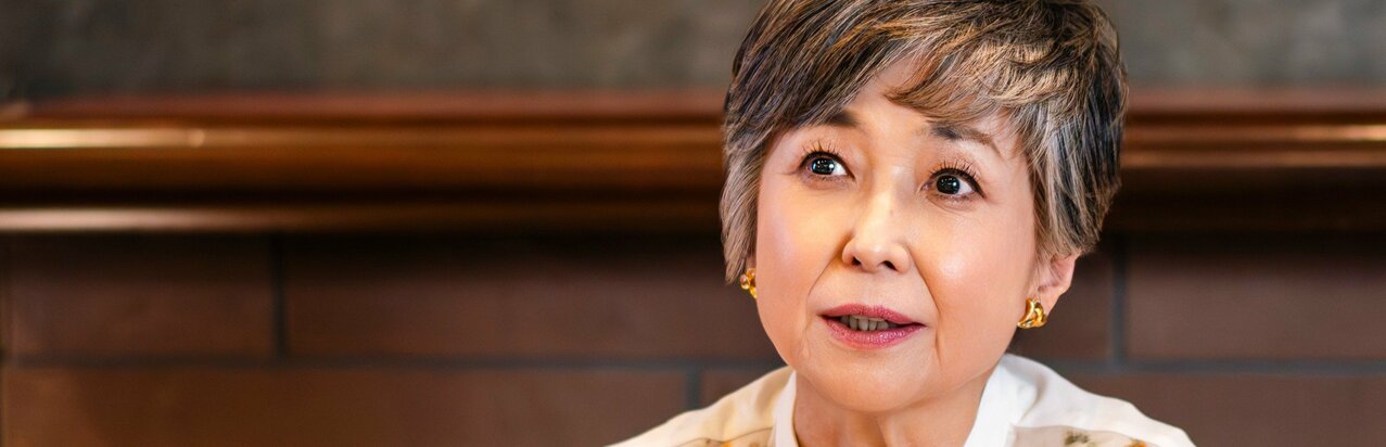 竹下景子が昨年10月に他界した名優との浅からぬ思い出を語る「どこかに生きていく上での哀惜のようなものも持っていらっしゃった」}