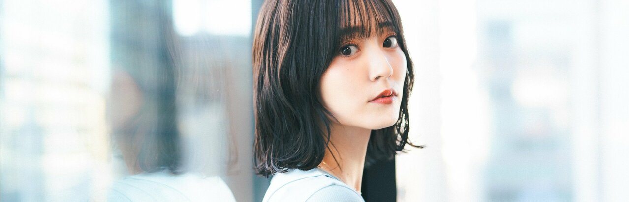 鈴木愛理「先生に呼び出された（笑）」“仮面をかぶらないといけない子ども時代”、すべてをさらけ出せた唯一の存在を明かす}