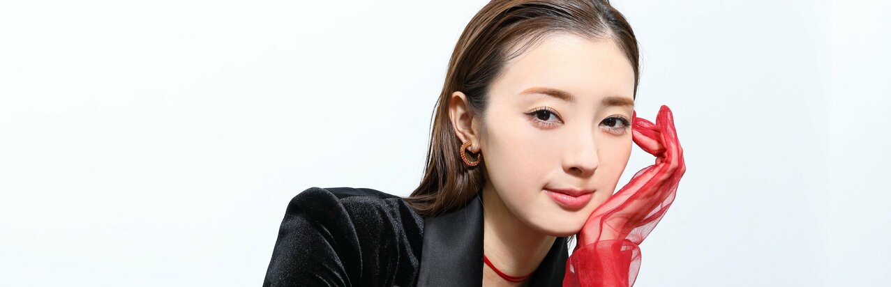 ｢セクシーさを表現するためにもランジェリーにしました｣宮本茉由｢最初で最後の写真集｣、結婚は32歳ぐらい｢やっぱり夜型の人のほうが合うかも｣}