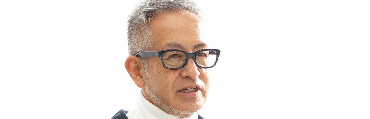 演出家・宮本亞門に訪れた突然の母との別れ「舞台のときでも納骨のときでも、すべてを目の中に入れて、僕は泣きませんでした」}