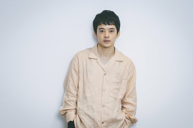 池松壮亮　撮影／有坂政晴（4/8）