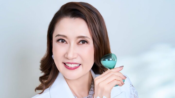 一路真輝が振り返る宝塚時代…美空ひばり『川の流れのように』を歌う重みと人生を変えた麻実れいとの出会い 