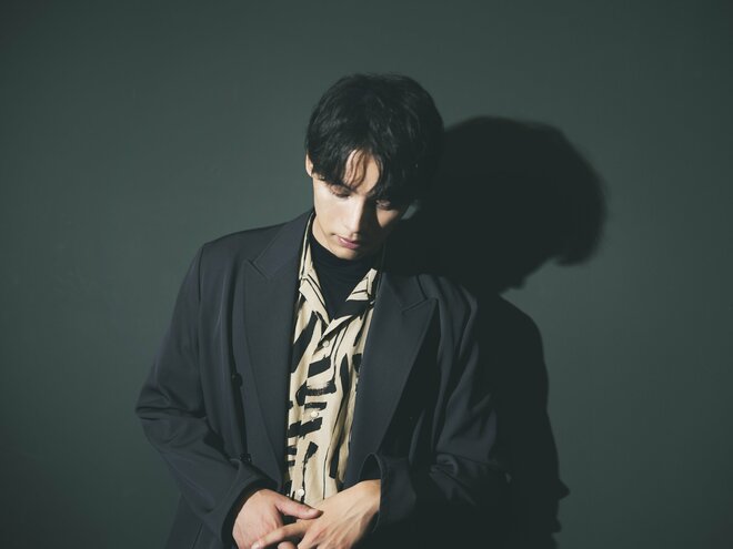 福士蒼汰　撮影／冨田望　ヘアメイク／永野あゆみ　スタイリスト／菊池陽之介（4/5）