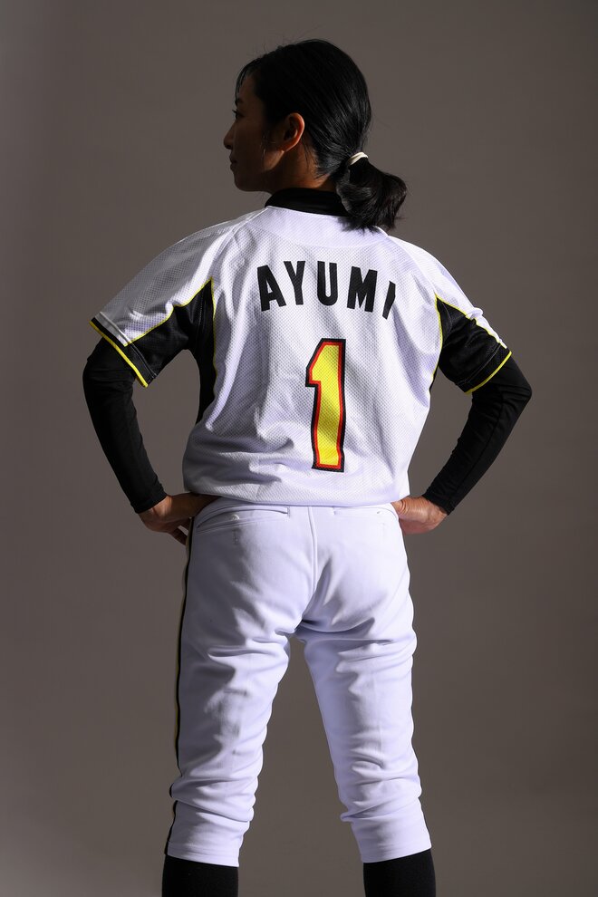 片岡安祐美　撮影／河村正和（4/5）