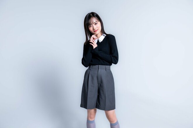 山下美月　撮影／三浦龍司（4/8）