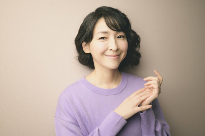 麻生久美子　撮影／冨田望　スタイリスト／井坂恵　ヘアメイク／ナライユミ（2/3）