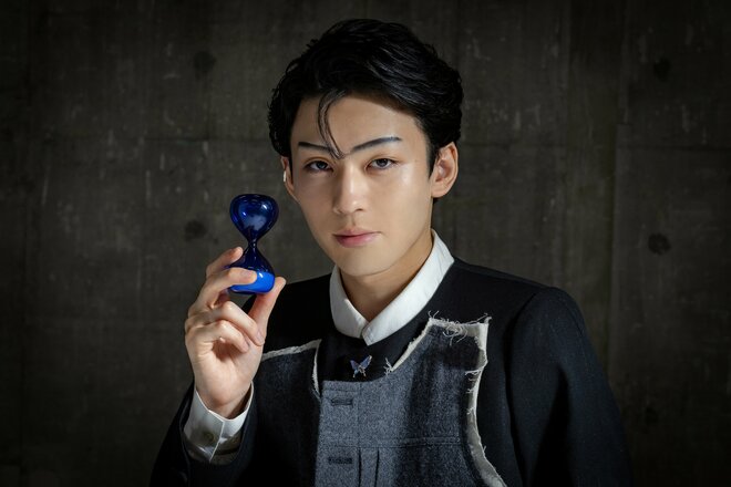 市川染五郎　撮影／有坂政晴　ヘアメイク／桂川 あずさ　スタイリスト／中西ナオ（2/5）