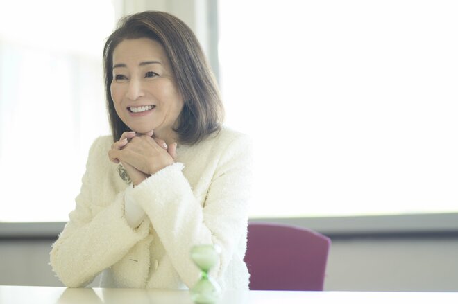 仁科亜季子　撮影／冨田望（9/10）