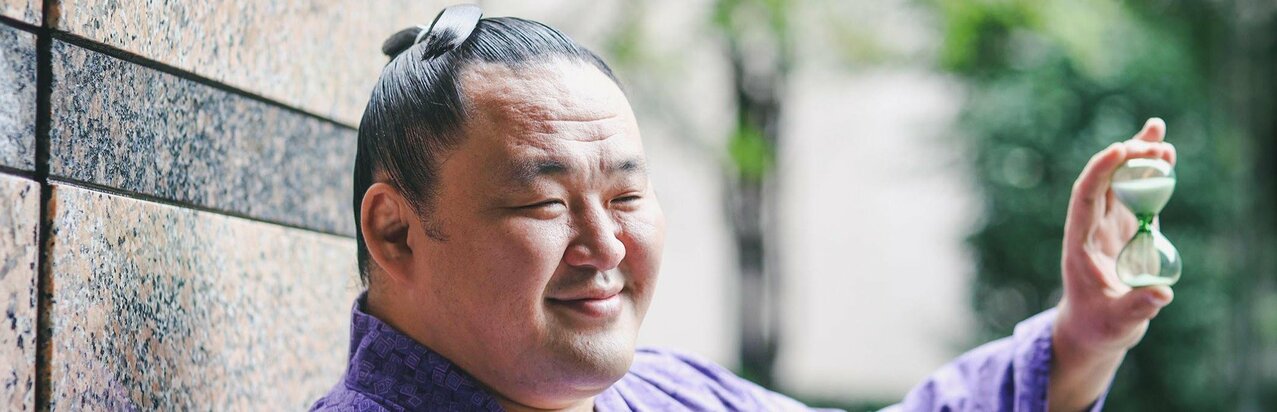 連続出場記録更新中の玉鷲、力士になる前はホテルマンを志望していた「いろんな人たちと会える。世界が広がって楽しいんじゃないかと」}