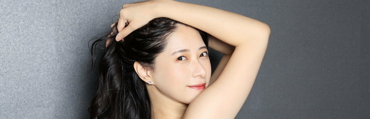 “リアル峰不二子”グラドル染谷有香、32歳「“役”を払う…って言うじゃないですか」厄払いに行かず主演映画が決まる前に熱中症で倒れて左ひじを骨折！}