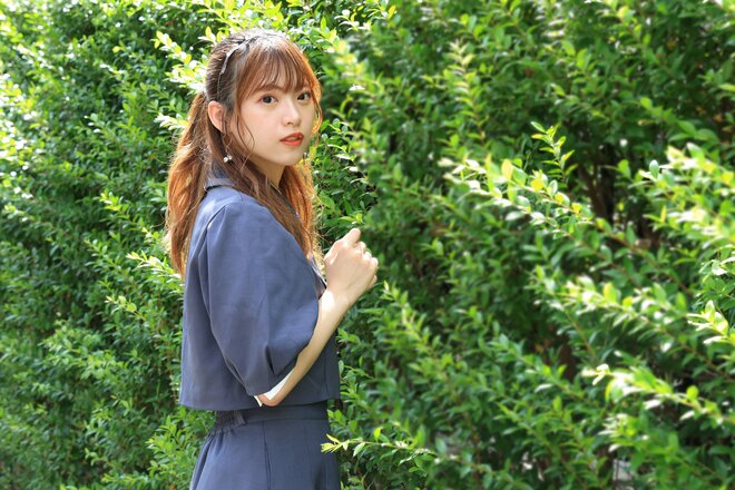 真楪伶　撮影／小島愛子（4/5）