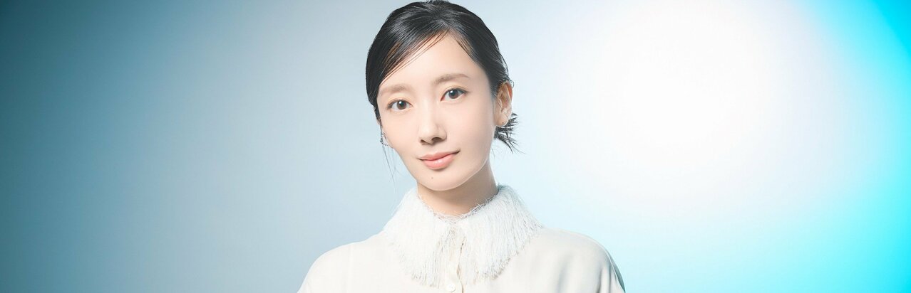 波瑠「オーディションに受かることも増えたんです（笑）」人生が大きく変わったと語るターニングポイントとは？　朝ドラ『あさが来た』出演にも繋がった恩人からの提案}