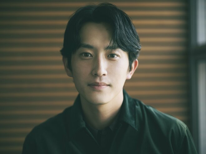 杉野遥亮　撮影／冨田望　ヘアメイク／佐藤友勝（Rond）スタイリスト／井田正明（9/10）