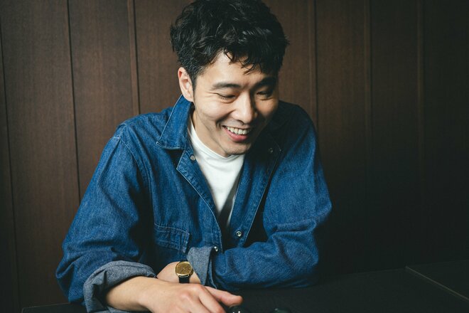 柄本佑　撮影／有坂政晴（4/10）