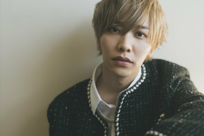 松井奏　撮影／冨田望　ヘアメイク／大森創太（IKEDAYA TOKYO）（8/10）