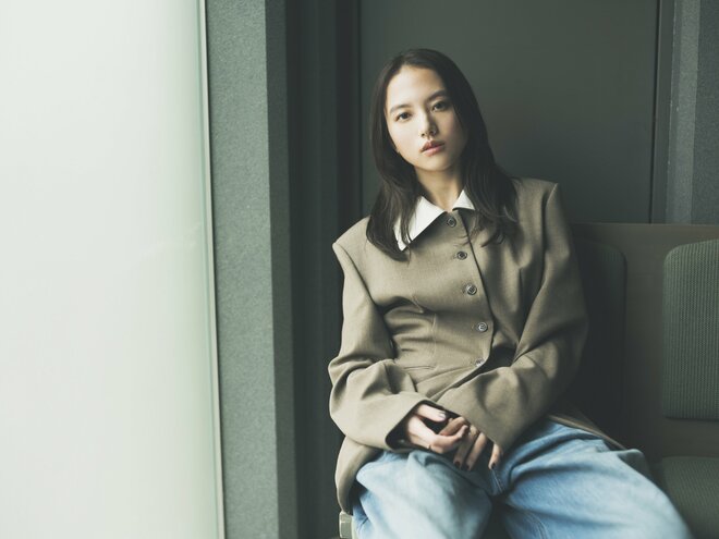 清原果耶　　撮影／冨田望　ヘアメイク／窪田健吾(aiutare)　スタイリスト／井阪恵(dynamic)スタイリスト／（4/4）