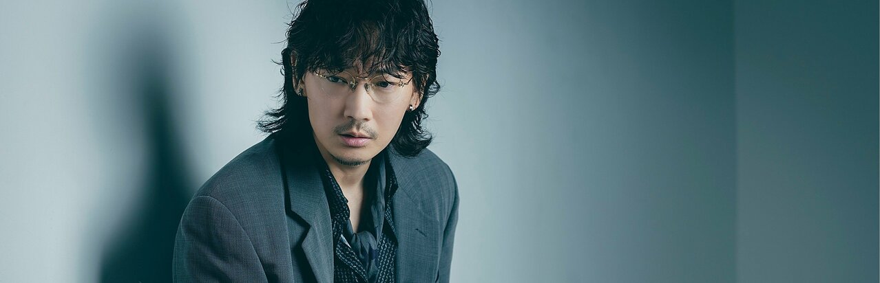 綾野剛「すべての始まり」になった『仮面ライダー555』での経験、過去に演じた役は「僕の中で息づいていますし、誰ひとり忘れていません」}