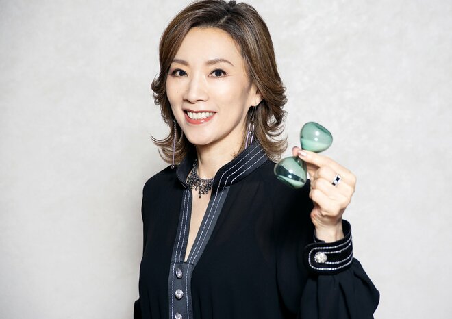 真琴つばさ　撮影／松野葉子（6/10）
