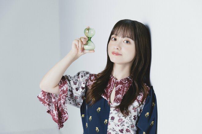 橋本環奈　撮影／有坂政晴　ヘアメイク／NAYA スタイリスト／滝沢真奈（5/5）