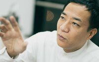 ナイツ塙宣之はなぜマセキ芸能社に?運命の出会いは大学の落研ライブの常連客「ある日突然、“入部させてください!”って」