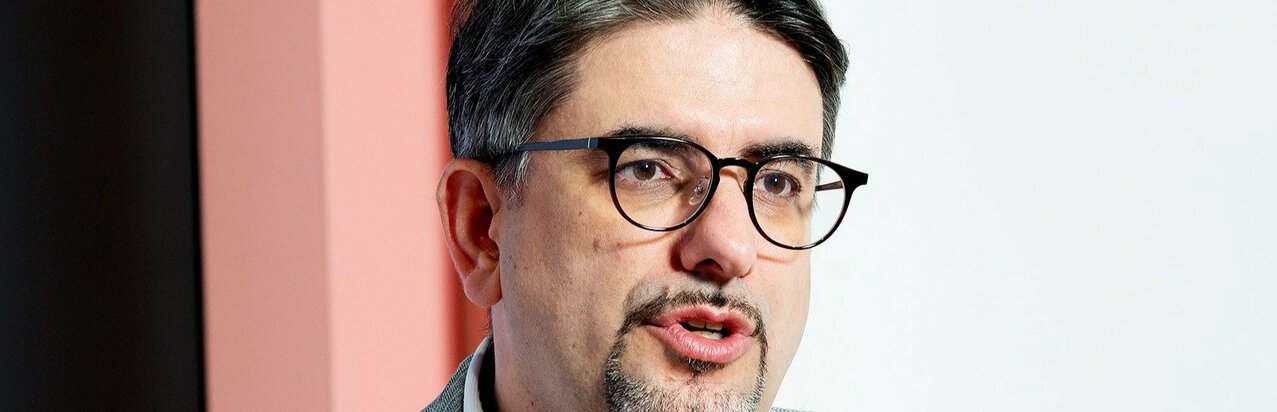 過熱する“外国人叩き”は「歪んだ商売」エミン・ユルマズが危険視するアテンションエコノミーとネット記事の迎合}