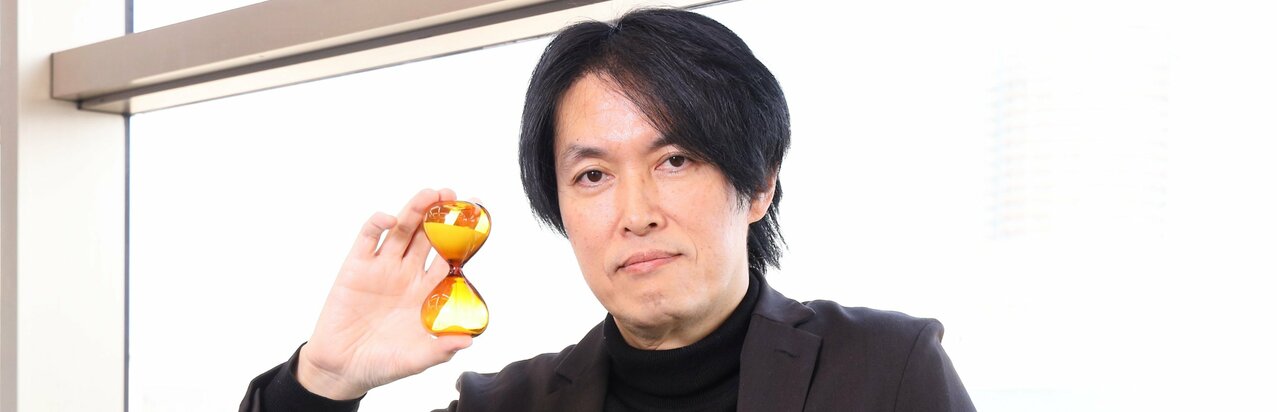 ｢財布を落としたら社会的に死ぬ(笑)｣大ヒット作『人の財布』仕掛け人・藤澤仁が明かす、読者の日常を侵蝕する第四境界“最大の武器”}