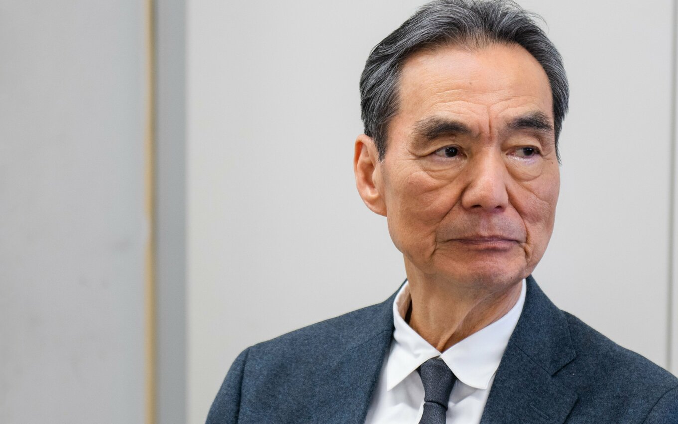 長塚京三「ぼつぼつ引退かと思っていた矢先に」東京国際映画祭で主演作『敵』が3冠!「もうちょっとここの世界でやってみようかな」|概要|インタビューサイト 双葉社 THE CHANGE