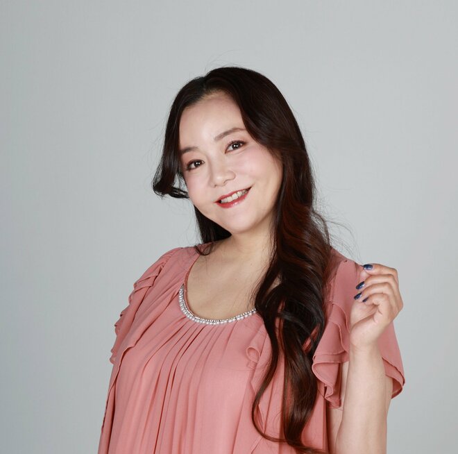 華原朋美　撮影／小島愛子（3/4）