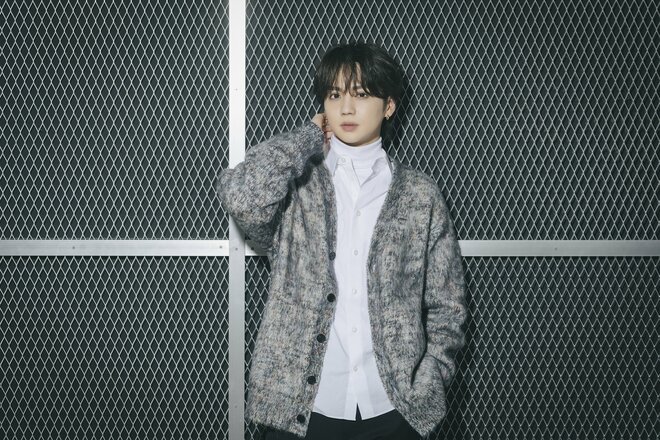 吉野北人　撮影／有坂政晴　ヘアメイク／大木利保（ＣＯＮＴＩＮＵＥ）　スタイリスト／吉田ケイスケ（10/10）