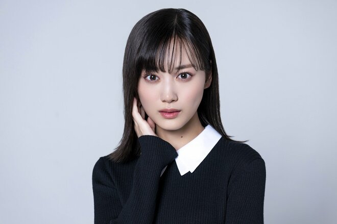 山下美月　撮影／三浦龍司（6/7）