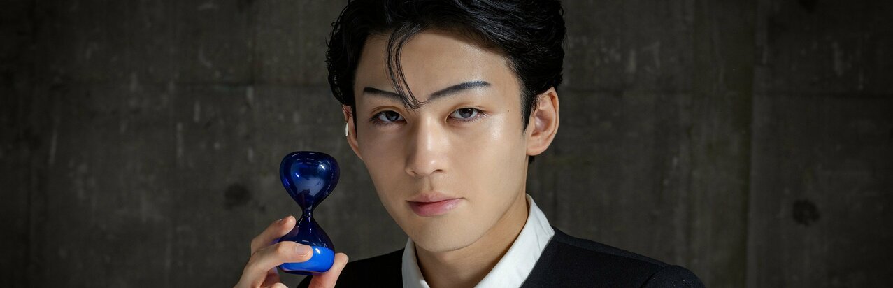 市川染五郎が語る“父”西島秀俊、｢祖父も叔母も父ともご縁がある｣宮沢りえが送った2ショット写真への松たか子の意外な反応、イヤミス女王の実写化で現代劇ドラマ初挑戦}