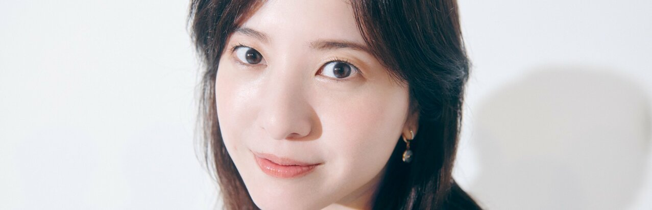 ｢つい家の電話番号を教えちゃった｣吉高由里子が明かす16歳の転機、オーディションの連絡に｢アルバイトがあるから行けません｣、作品中に｢もうやめよう｣って何度も思うけど…}