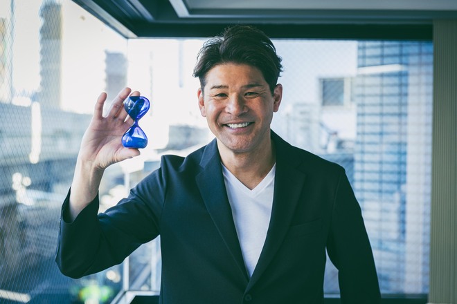 照英　撮影／有坂政晴（7/13）