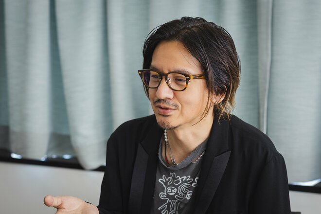 岡本健一　撮影／有坂政晴（3/10）