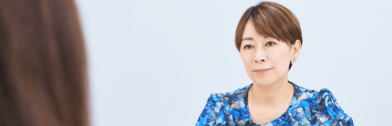  「強さの底」に何があるのか──燃え尽き症候群の元天才子役・山尾志桜里が検事から政治家に“CHANGE”した理由}