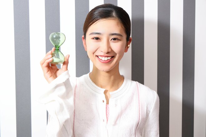 黒島結菜　撮影／河村正和　ヘアメイク：加藤恵　スタイリスト：伊藤省吾 (sitor)（4/6）