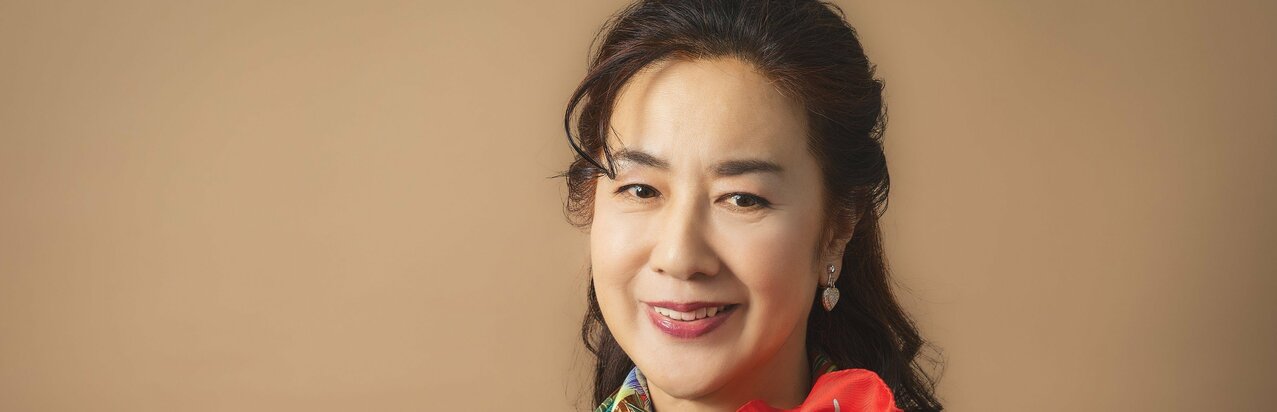 料理上手の“差し入れの女王”名取裕子が明かす『青池春香の事件チャンネル』撮影秘話、映画『吉原炎上』ファン必見の花魁姿や天使コスプレも！}