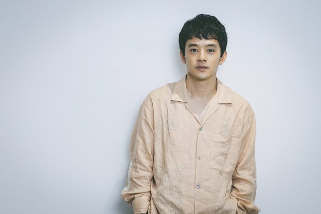 池松壮亮　撮影／有坂政晴（1/8）