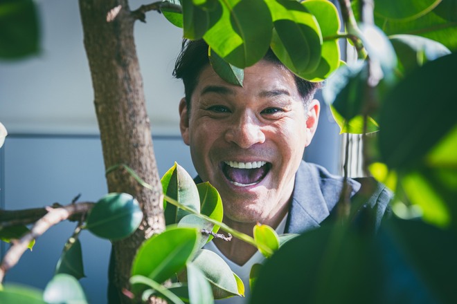 照英　撮影／有坂政晴（5/13）