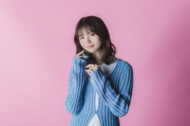 齋藤飛鳥　撮影／有坂政晴　ヘアメイク／猪股真衣子（TRON）　スタイリスト／市野沢祐大（TEN10）（1/9）