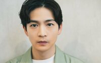 松下洸平「僕の性格を形成しているもののほとんどは、幼少期にある」今でも欠かさない母とのコミュニケーション