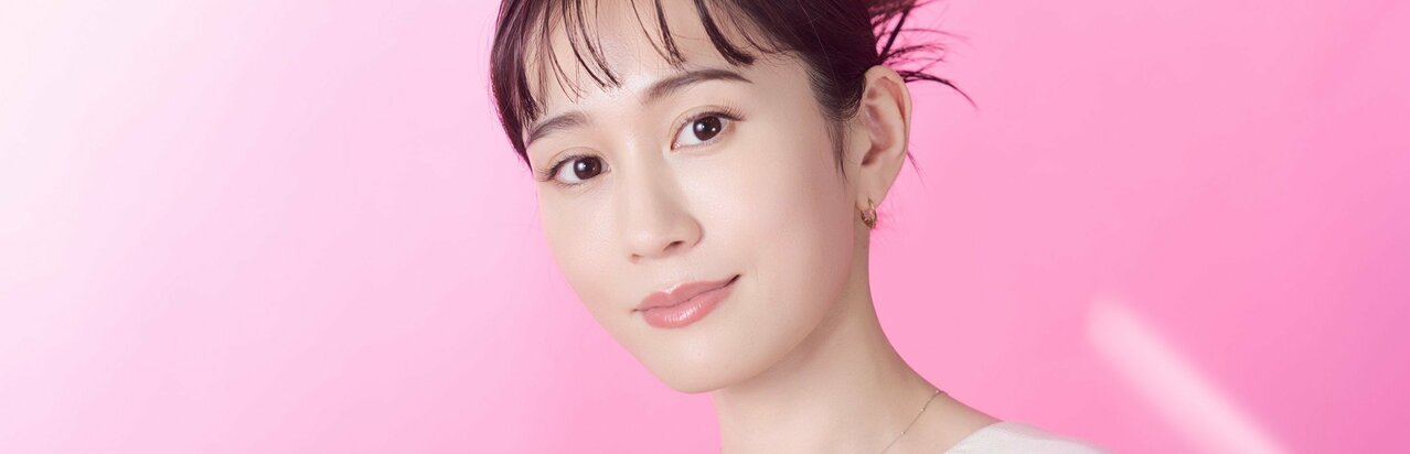 不動のセンター前田敦子“最後の写真集”、｢今回は大胆に｣大人の恋ウィーン撮影と｢久しぶりに恋人が欲しい｣デビュー20周年の恋愛事情}