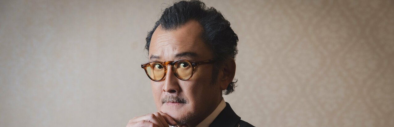 ｢ちっちゃい娘が２人いるので｣吉田鋼太郎が明かす｢幸せになってほしい｣父親としての願い、｢驚いた｣役所広司のセリフと『果てしなきスカーレット』収録前の語り合い}