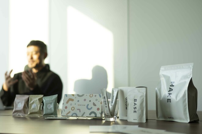 鈴木啓太とAuBの商品　撮影／冨田望（5/5）