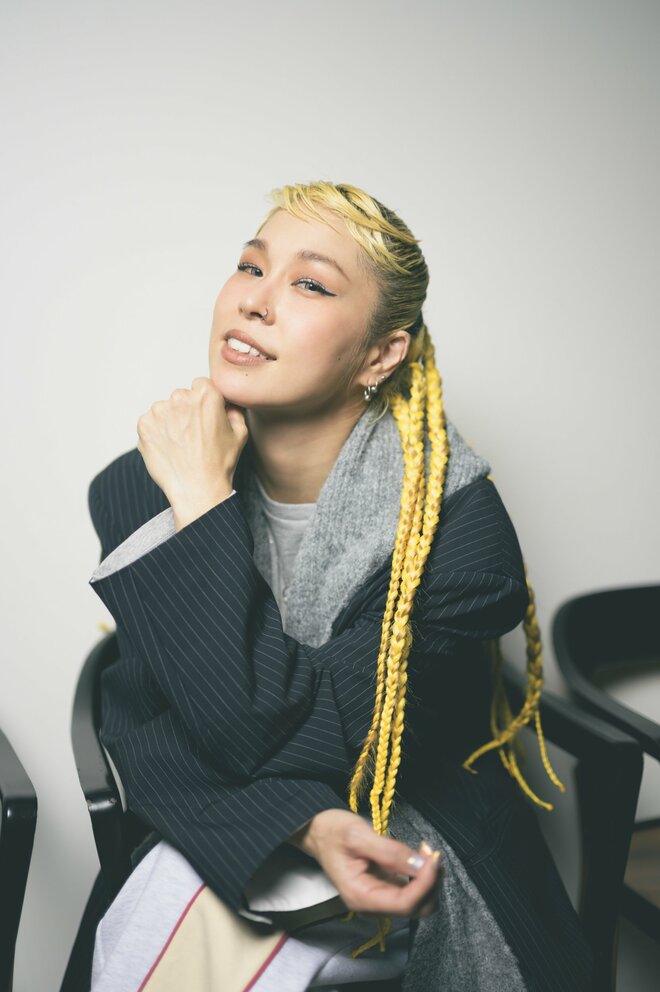 AI　撮影／冨田望　ヘアメイク／小野明美　スタイリスト／後藤則子（7/10）