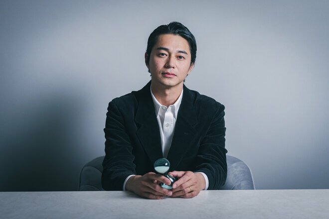 東出昌大　撮影／有坂政晴　スタイリスト／檜垣健太郎（3/10）