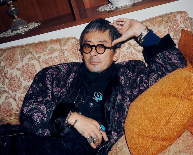 滝藤賢一　撮影／北浦敦子　ヘアメイク／山本晴奈　スタイリスト／山﨑徹（4/7）