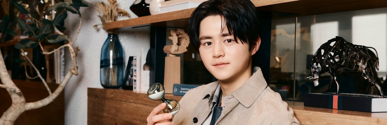 俳優・鈴鹿央士が明かすドラマ『リボーン』撮影の息抜き…サウナでのリセット術と熱く語るW杯へのサッカー愛}
